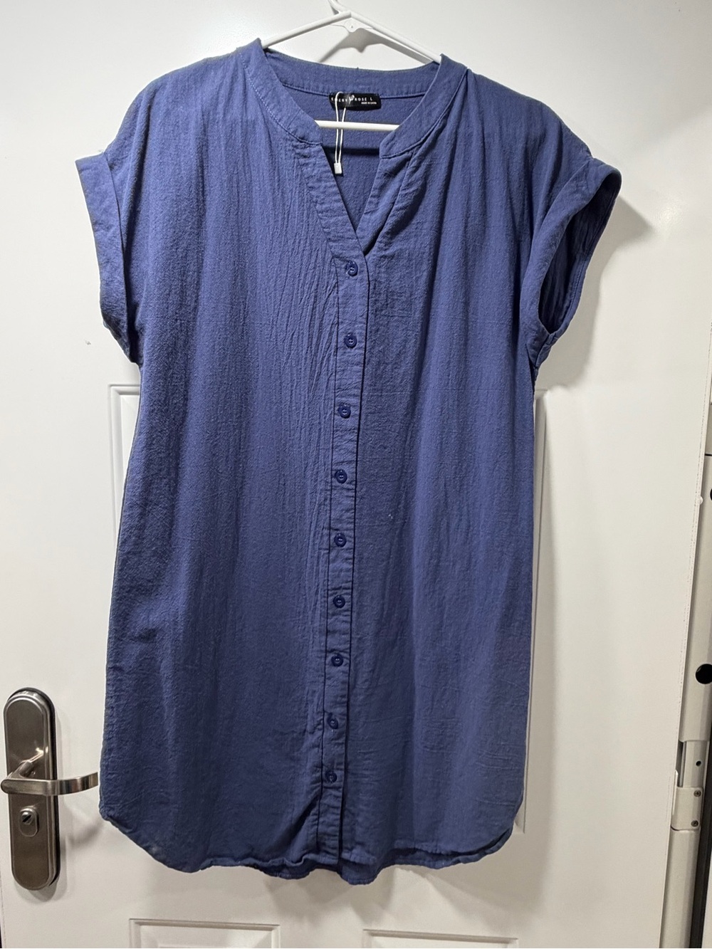 Emery Rose Blue Button-Front Short Sleeve Tunic